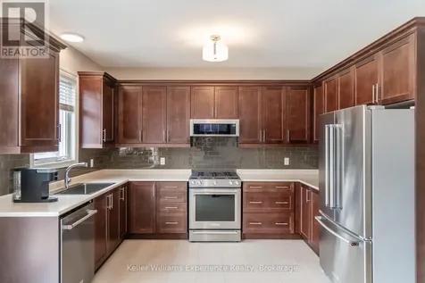 939 Stollar Place Midland ON L4R 0A6