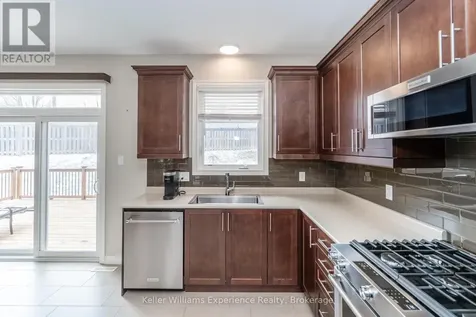 939 Stollar Place Midland ON L4R 0A6