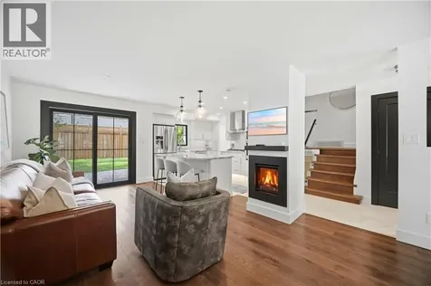 39 Culham Street Oakville ON L6H 1G3