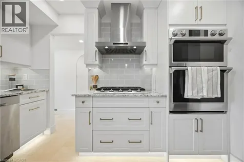 39 Culham Street Oakville ON L6H 1G3