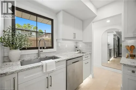 39 Culham Street Oakville ON L6H 1G3