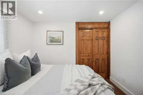 39 Culham Street Oakville ON L6H 1G3