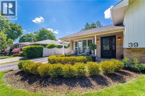 39 Culham Street Oakville ON L6H 1G3