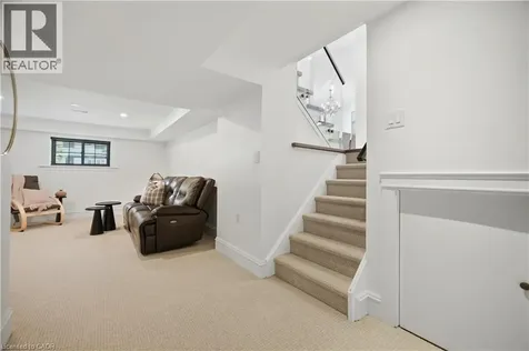 39 Culham Street Oakville ON L6H 1G3