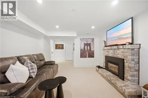 39 Culham Street Oakville ON L6H 1G3