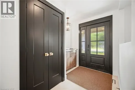 39 Culham Street Oakville ON L6H 1G3