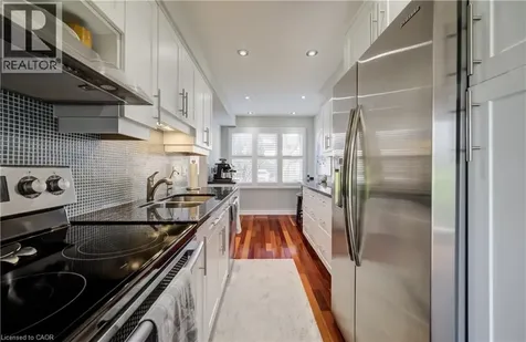 375 Kingscourt Drive Waterloo ON N2K 3N7