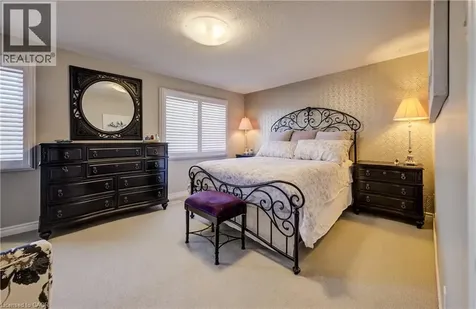 375 Kingscourt Drive Waterloo ON N2K 3N7
