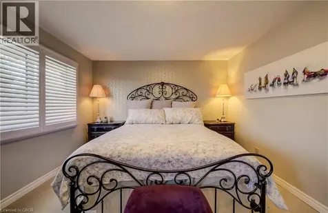375 Kingscourt Drive Waterloo ON N2K 3N7