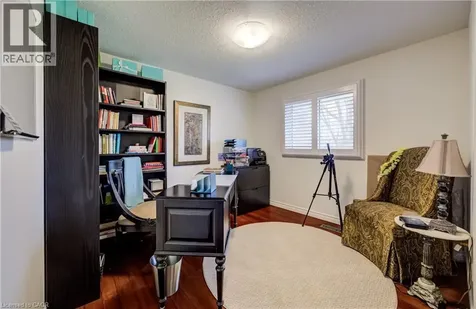 375 Kingscourt Drive Waterloo ON N2K 3N7
