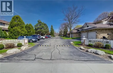 375 Kingscourt Drive Waterloo ON N2K 3N7