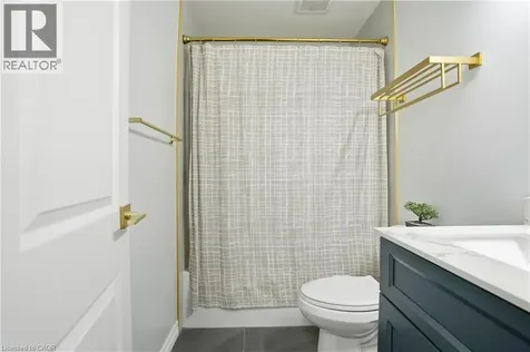 485 Thorold Road Welland ON L3C 3X1