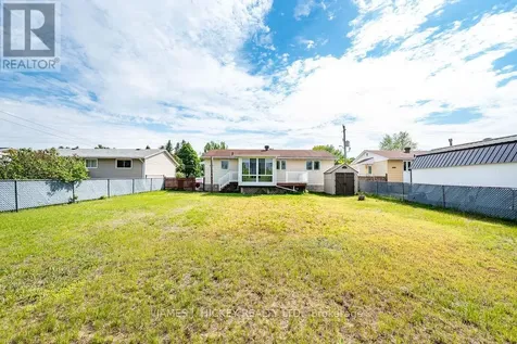 72 Herman Street Petawawa ON K8H 1W2