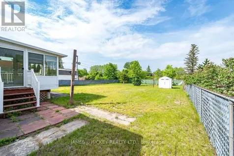 72 Herman Street Petawawa ON K8H 1W2