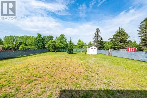 72 Herman Street Petawawa ON K8H 1W2