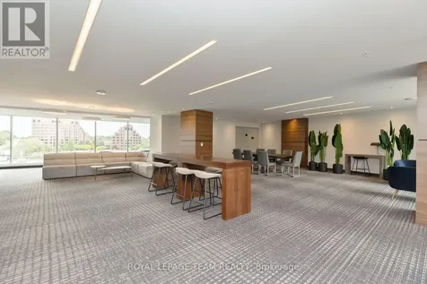 805 Carling Avenue Ottawa ON K1S 5W9