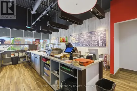 5507 Hazeldean Rd Road Ottawa ON K2S 0P5