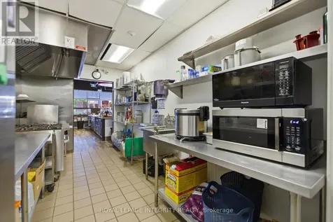 5507 Hazeldean Rd Road Ottawa ON K2S 0P5