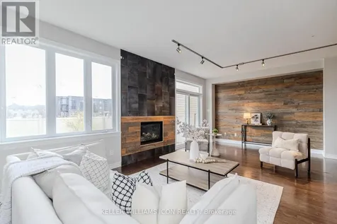 905 Whiteford Way Ottawa ON K2M 0C9