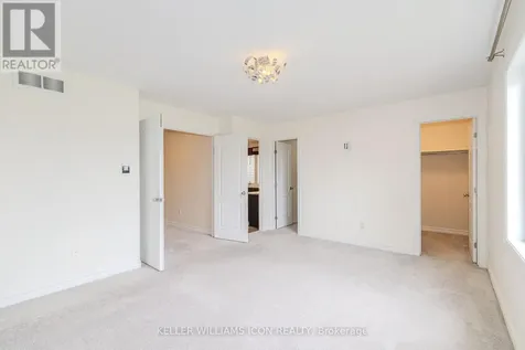 905 Whiteford Way Ottawa ON K2M 0C9