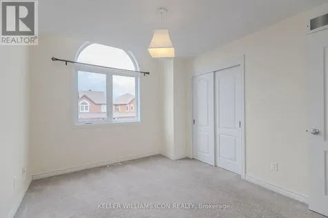905 Whiteford Way Ottawa ON K2M 0C9