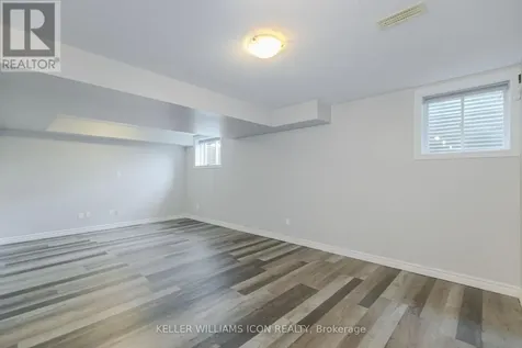 905 Whiteford Way Ottawa ON K2M 0C9