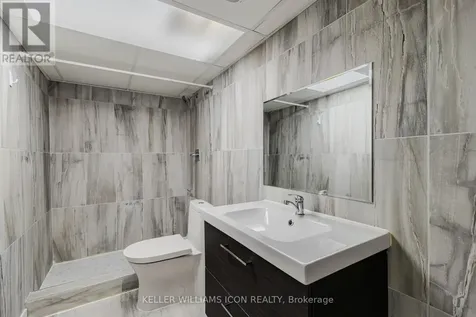 905 Whiteford Way Ottawa ON K2M 0C9