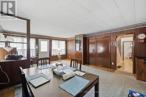 212 Sydenham Street East Aylmer ON N5H 1L9