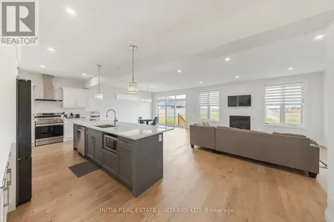 608 Sweetbay Crescent Sarnia ON N7S 0A8