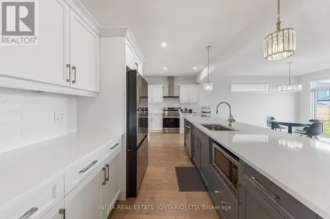 608 Sweetbay Crescent Sarnia ON N7S 0A8