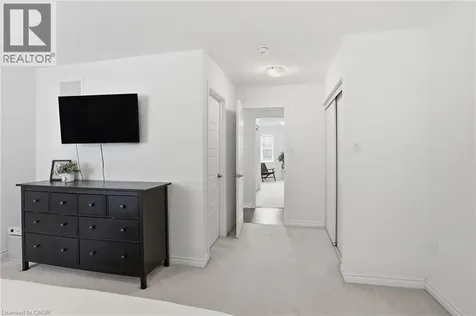 242 Waterbrook Lane Kitchener ON N2P 0H7