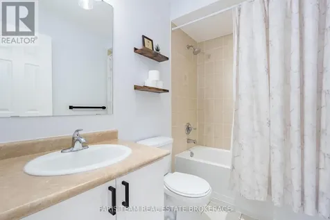 92 Wesley Avenue Wasaga Beach ON L9Z 0B9