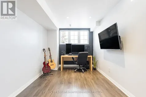 92 Wesley Avenue Wasaga Beach ON L9Z 0B9