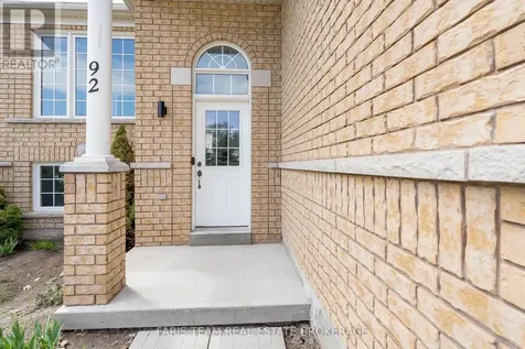 92 Wesley Avenue Wasaga Beach ON L9Z 0B9