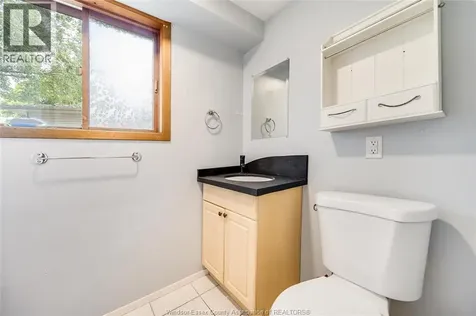 7105 Isabelle Court Windsor ON N8S 4J6