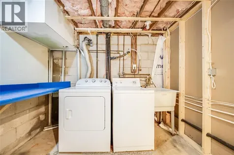 7105 Isabelle Court Windsor ON N8S 4J6
