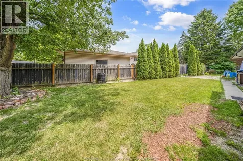 7105 Isabelle Court Windsor ON N8S 4J6