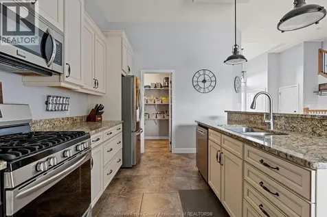 1364 Colonial Crossing Lakeshore ON N8L 0S8