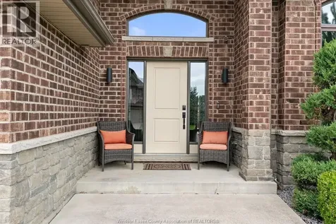 1364 Colonial Crossing Lakeshore ON N8L 0S8