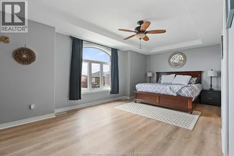 1364 Colonial Crossing Lakeshore ON N8L 0S8