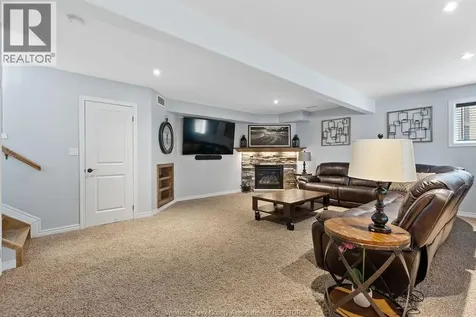 1364 Colonial Crossing Lakeshore ON N8L 0S8