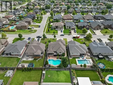 1364 Colonial Crossing Lakeshore ON N8L 0S8