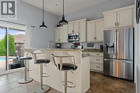 1364 Colonial Crossing Lakeshore ON N8L 0S8
