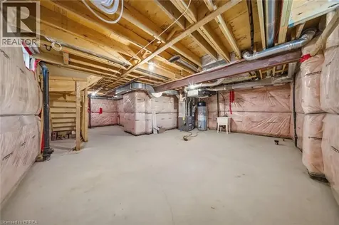 99 Warner Lane Brantford ON N3T 0E8
