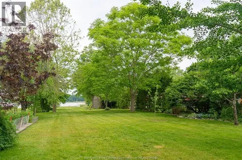 1610 Front Road Lasalle ON N9J 2B6