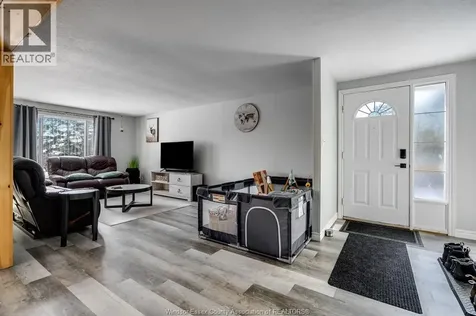 302 Summerset Avenue Kingsville ON N9Y 2B9