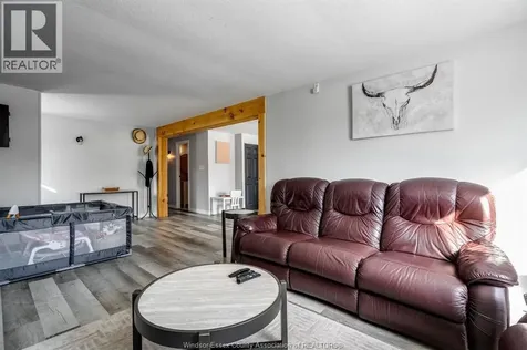 302 Summerset Avenue Kingsville ON N9Y 2B9