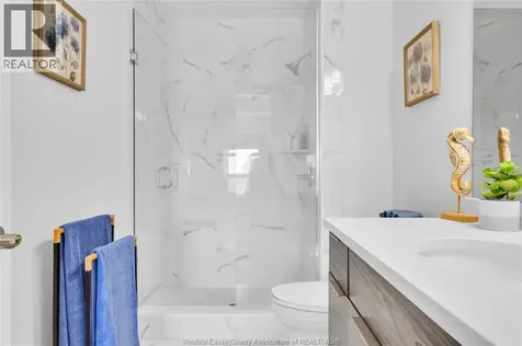 728 Brownstone Lakeshore ON N9K 0C4