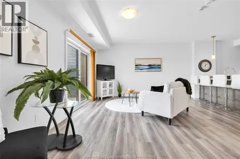 728 Brownstone Lakeshore ON N9K 0C4