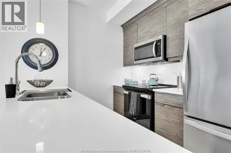 728 Brownstone Lakeshore ON N9K 0C4